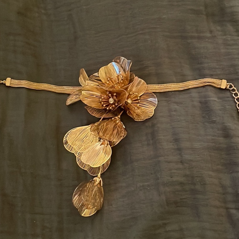ZARA NECKLACE